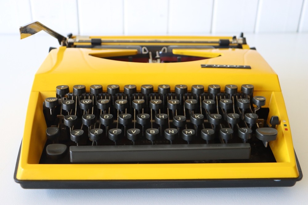 Bright Yellow Adler Manual Typewriter ***** Excellent Working Condition *****