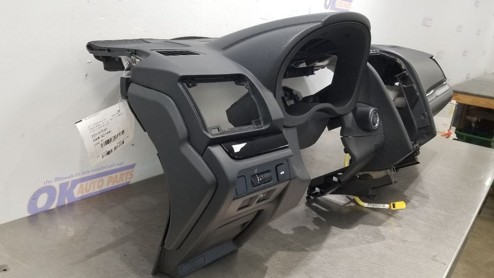 20 SUBARU WRX STI DASH PANEL DASHBOARD ASSEMBLY WITH PASSENGER SRS