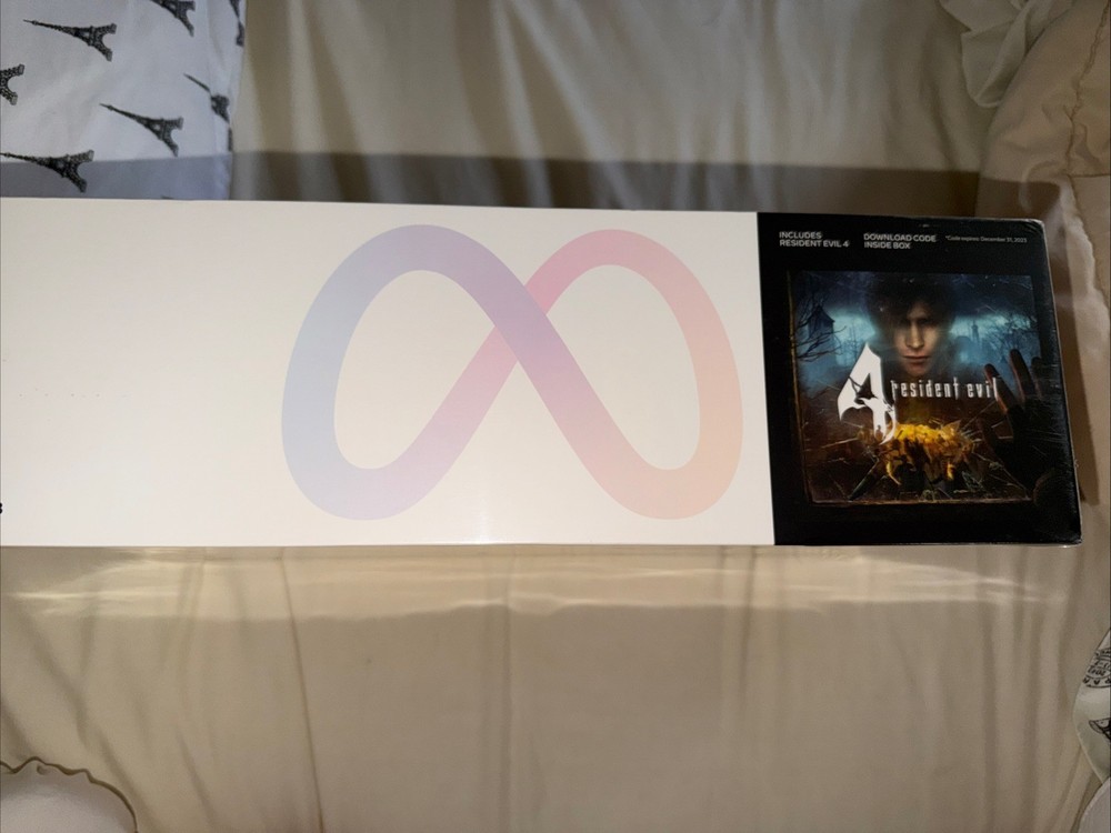 BNIB Meta Quest 2 Virtual Reality Headset BUNDLE + Aubika case + controller grip