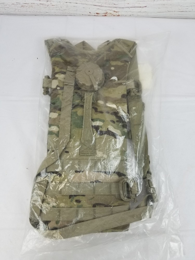 USGI Molle II Hydration System Carrier Multicam Camo Camouflage