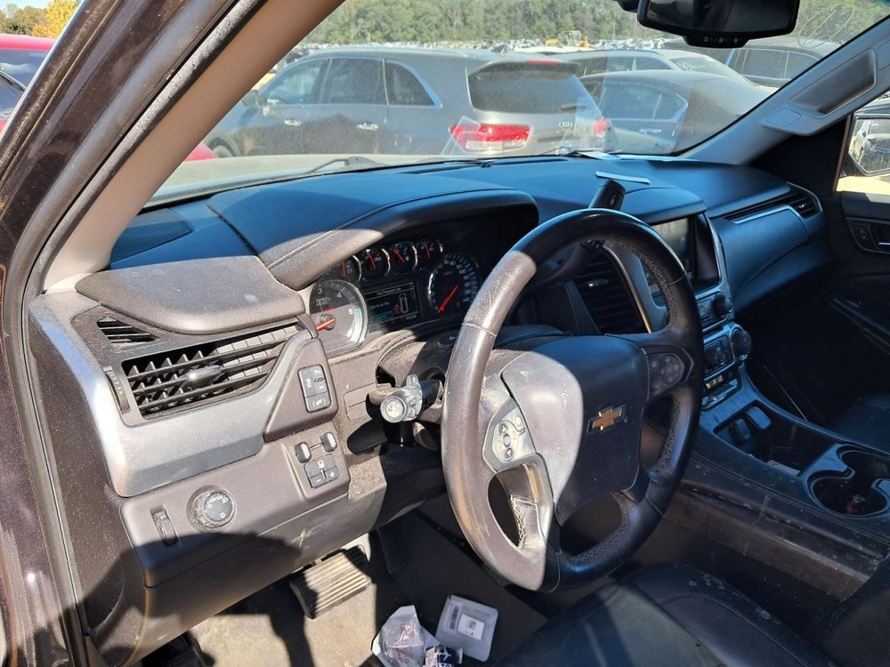 SUBCHEV15 2016 Glove Box 4834147