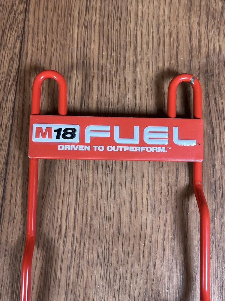 Milwaukee Tools M18 Metal Tool Holder New
