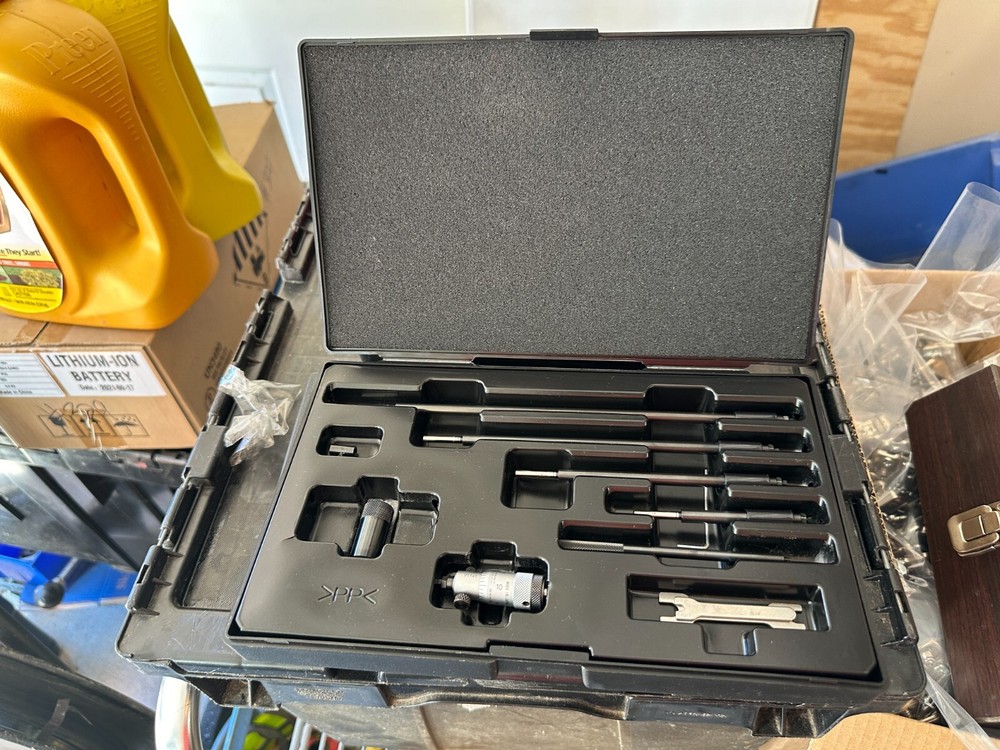 Mitutoyo 141-233 IMS-12"R Inside Micrometer Set - Complete
