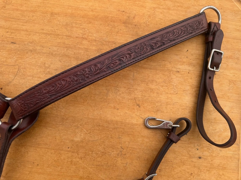 CIRCLE Y Tooled Western Breast Collar 4 Saddle