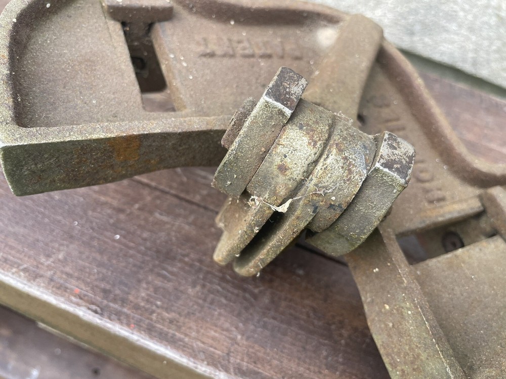 Vintage Carpenters Clamp