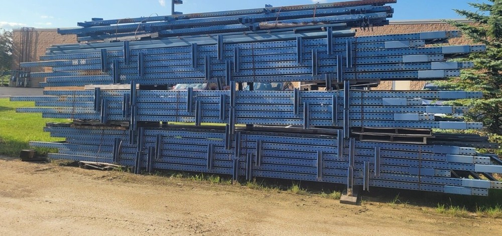 Interlake 99B Interlake Style 44'' x 26' Tall Pallet Racking Uprights
