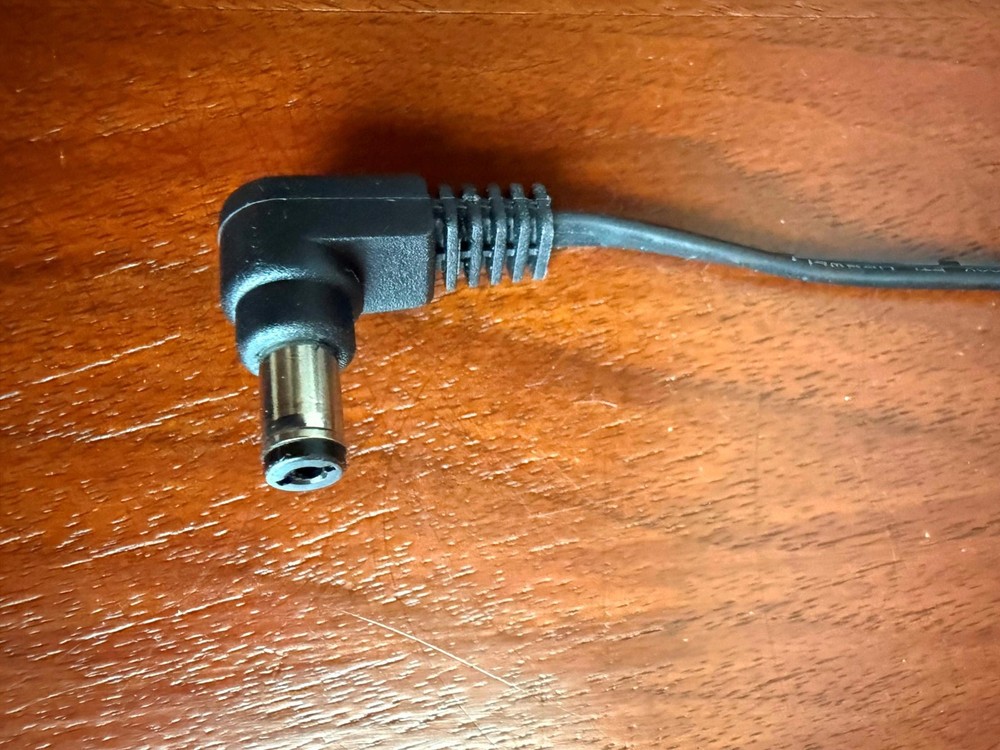 JENTEC CF1805-B POWER SUPPLY OUTPUT +5V 3A INPUT 100-240V