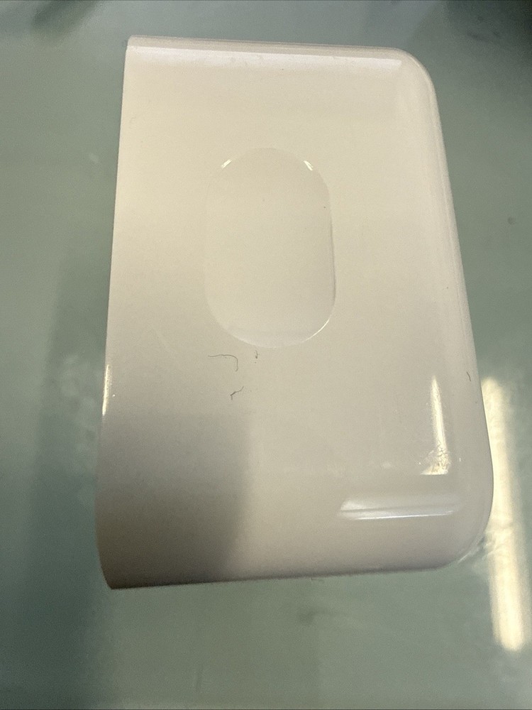 Apple 35W Dual USB-C Port Compact Wall Power adapter REPLACEMENT