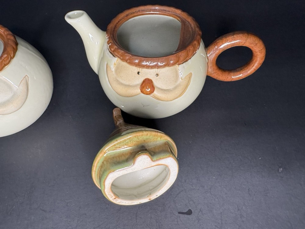 Ceramic 2pc Set Santa Creamer and Sugar Bowl