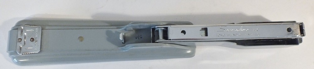 VTG Swingline 27 Stapler Machine Age Desktop Mid-Century Gray Script Logo Works