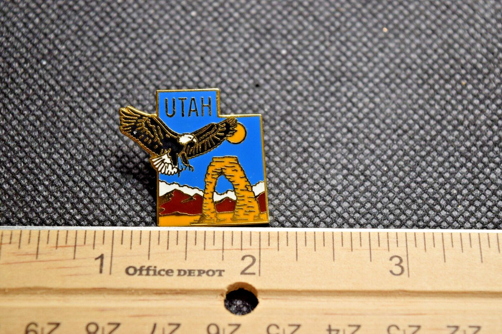 Utah Bald Eagle State Pin