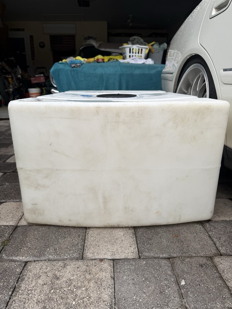 70 Gallon Water Tank