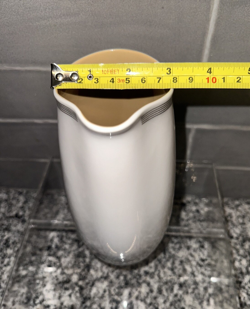 FRANCISCAN PITCHER, FAN TAN WHITESTONE