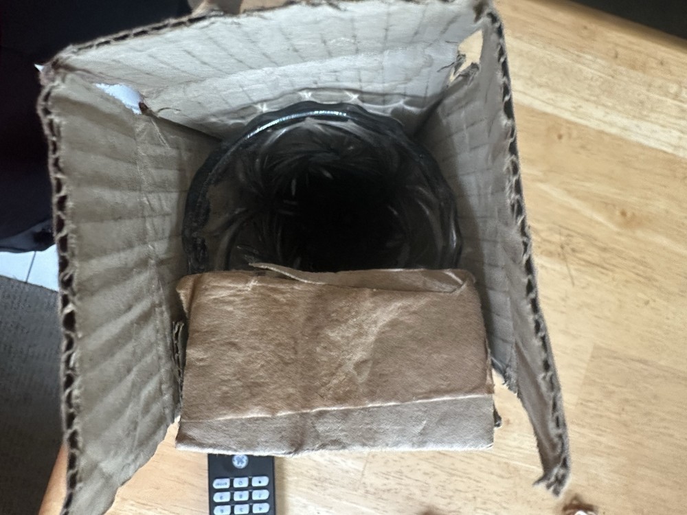 Anna Hutte Flower Base