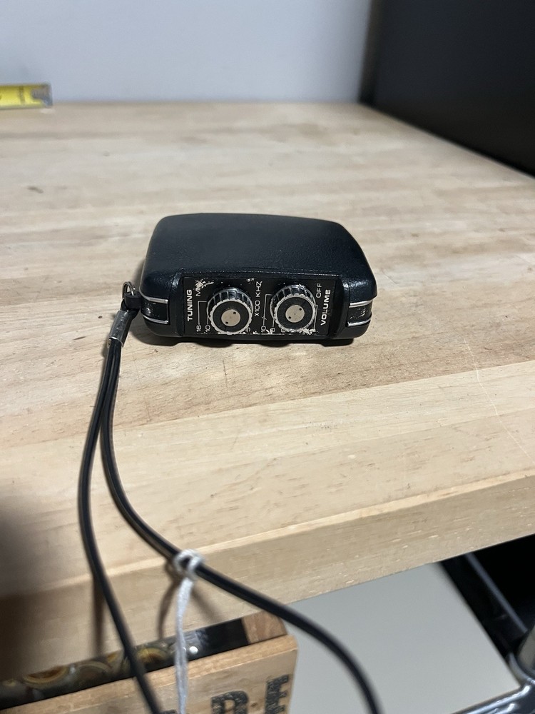 Vintage Emperor Radio. As Is.