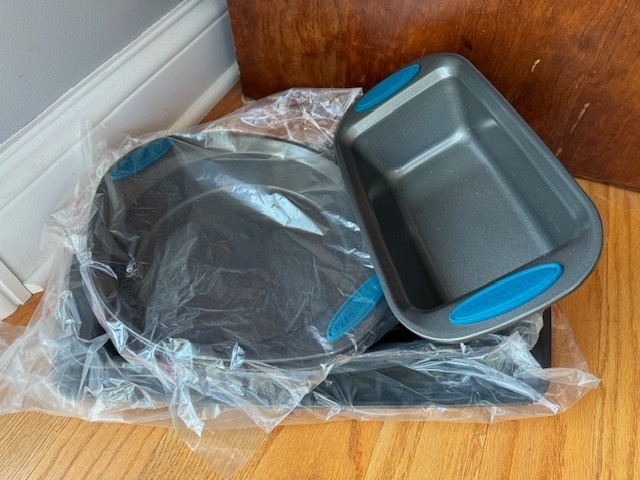 Rachael Ray Non-Stick Bakeware 5 Pc Set