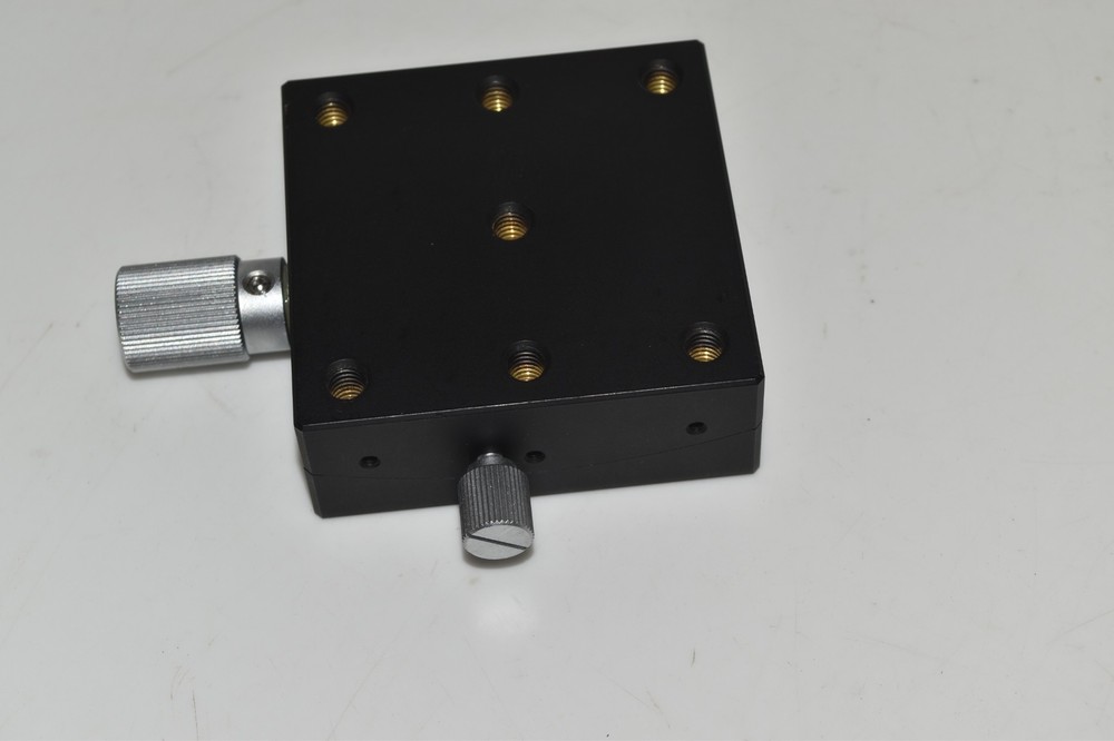 *JM* OPTOSIGMA 122-2825 OPTICAL STAGE (FMB47)
