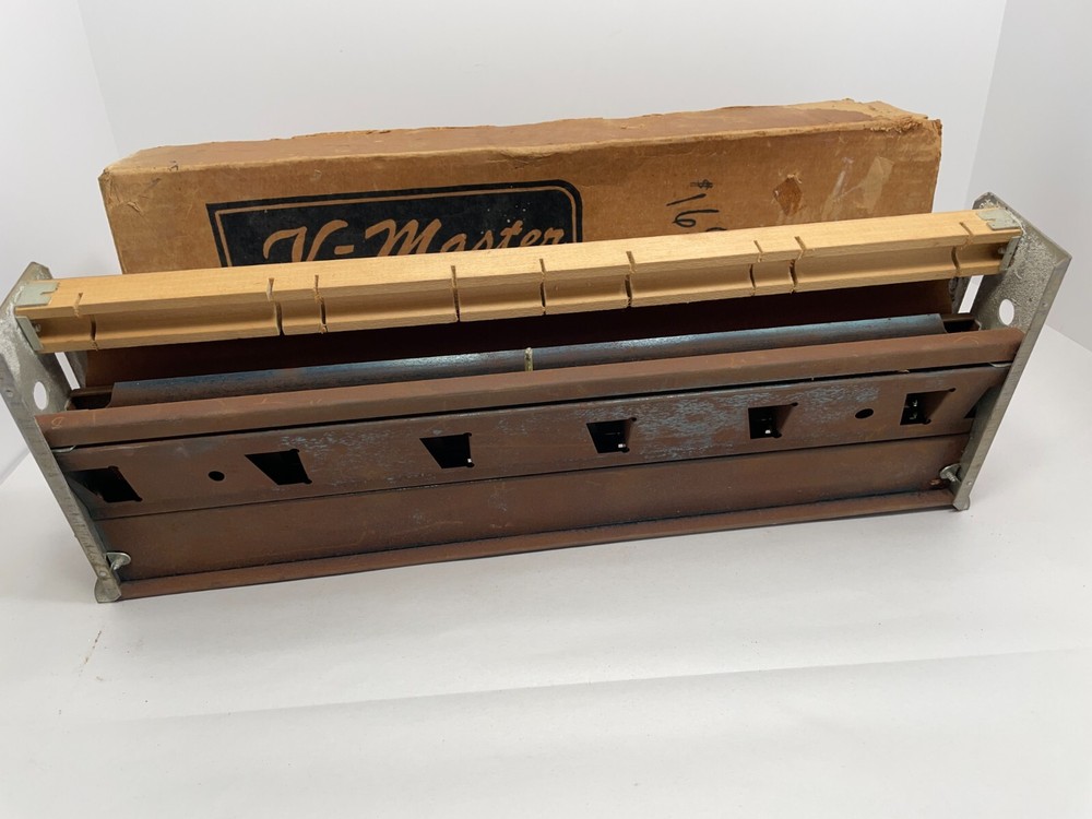 Vintage1950s V MASTER Cigarette Maker W/Original Box Unique Cigarette Roller