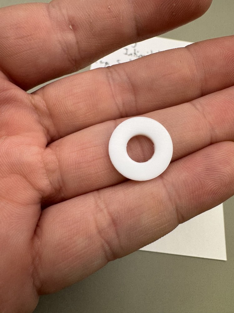 Bob Long 2k2 Intimidator Cup Seals White