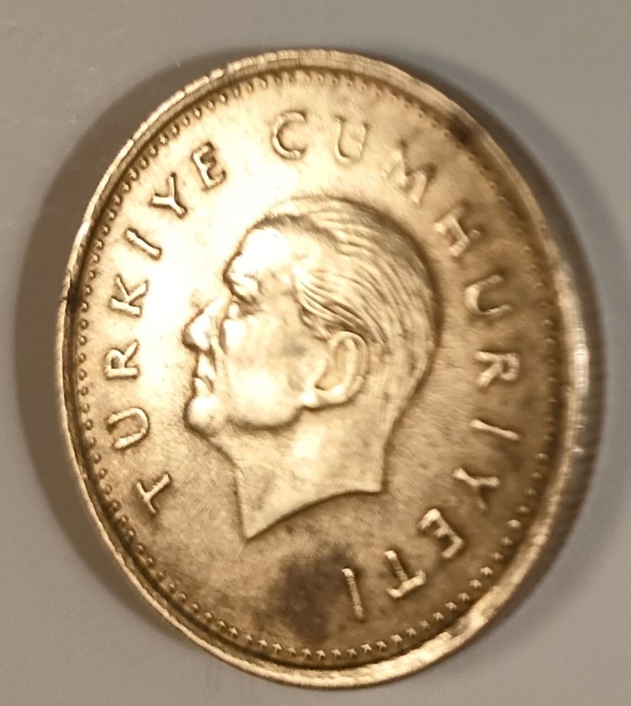 1000 Lira Coin Turkey 1991