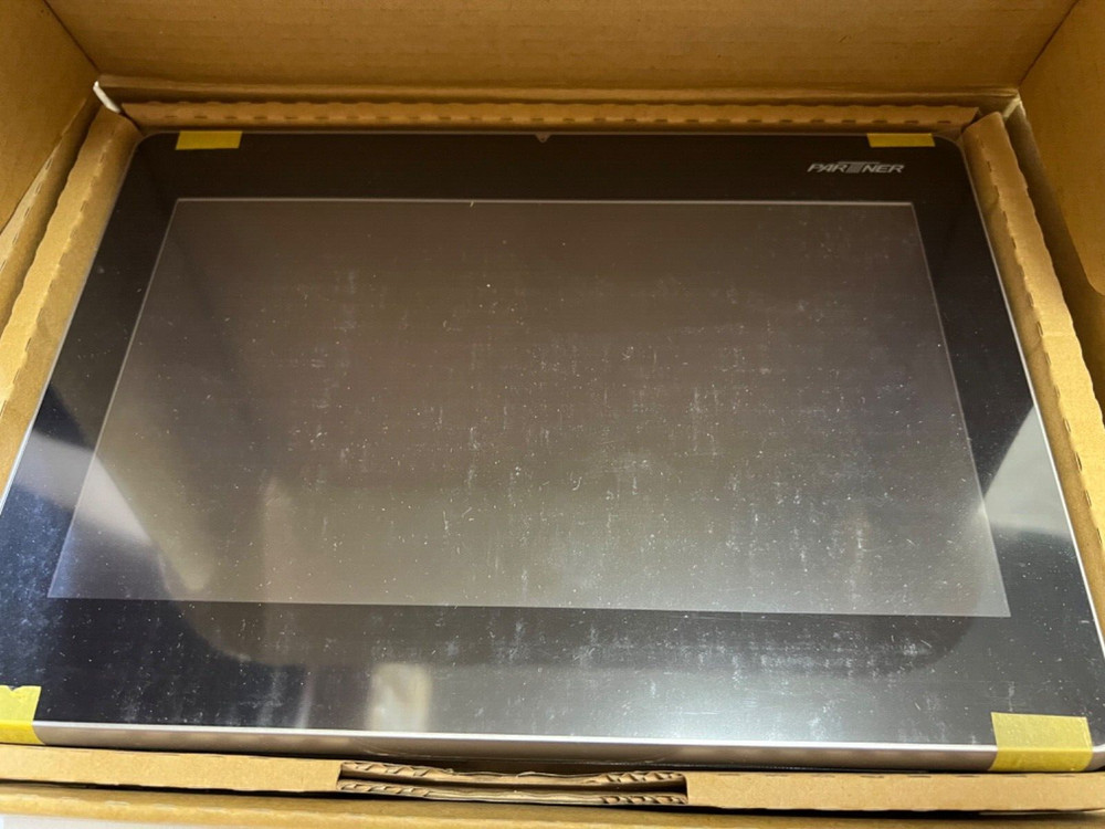 Partner Tech EM-220-2W7-X Tablet