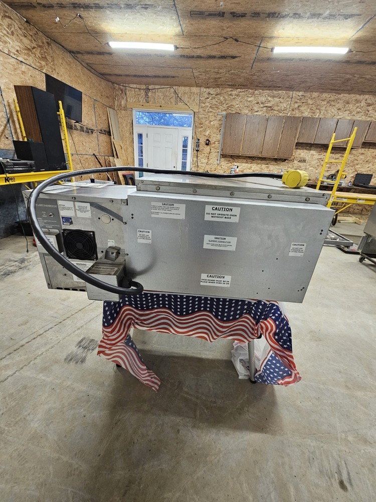 Ventless Lincoln 1132 Conveyor Pizza Oven