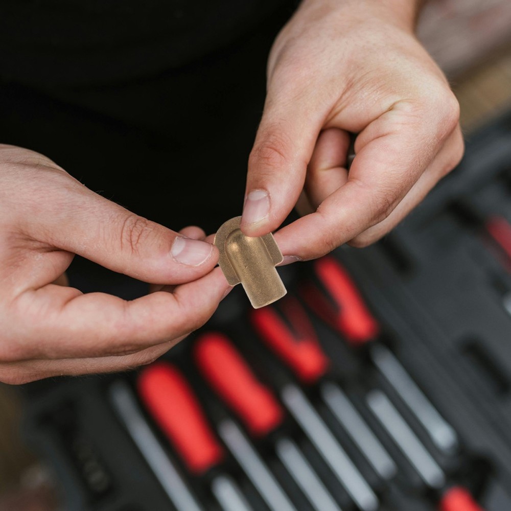 Zerk Fitting Adapter: Copper Grease Connector Button-Head Coupler for Hydraulic