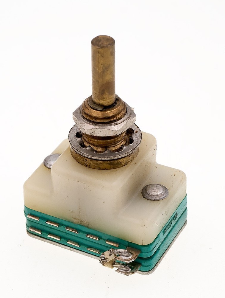 Stackpole 3048038 700678001 2 Pole/2 Position Rotary Switch ON-OFF