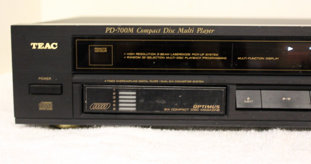 Teac PD-700M Multi Compact Disc Player ~ 6 Disc Magazine ~ No Remote