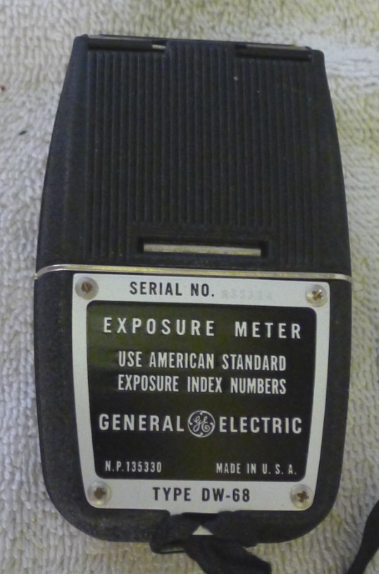 GE DW-68 Exposure Light Meter with Leather Case & Strap - TESTED WORKS