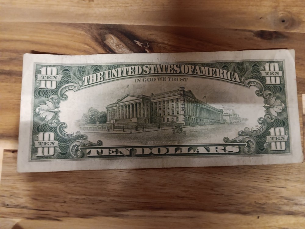 1969 $10 Bill Missalined Cut Error