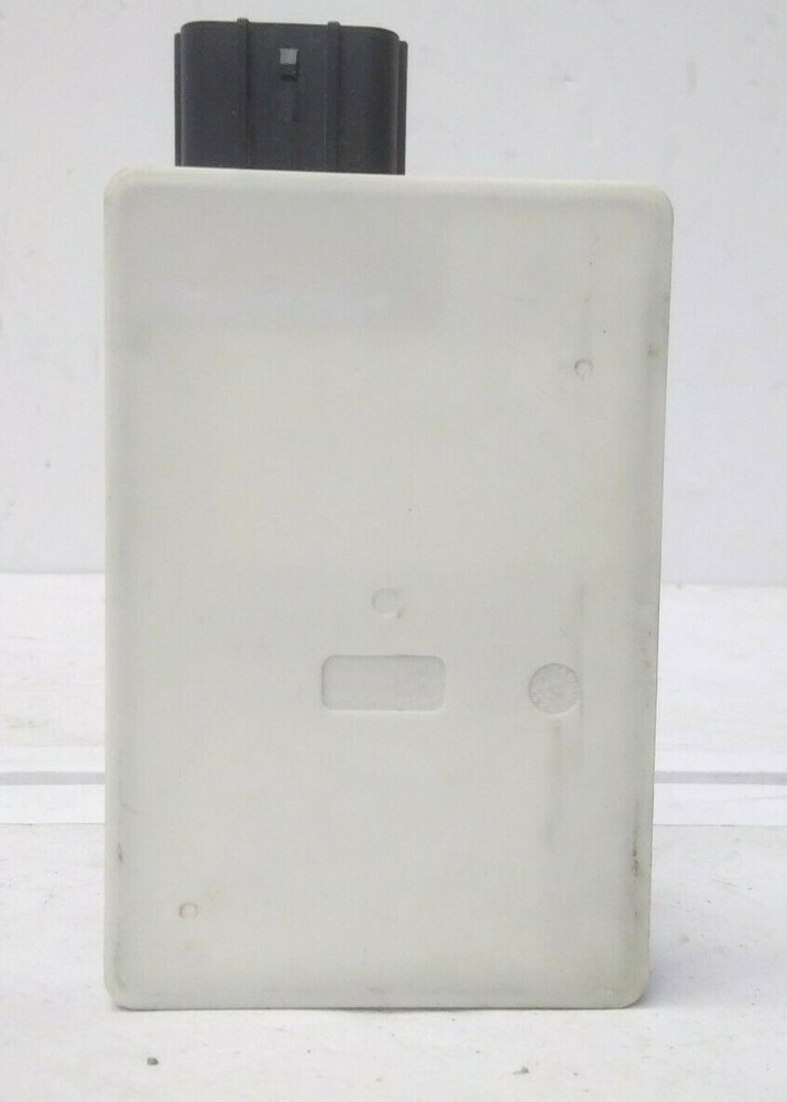 2017-2021 CHRYSLER PACIFICA VOYAGER REAR BUMPER BLIND SPOT DETECTION SENSOR OEM
