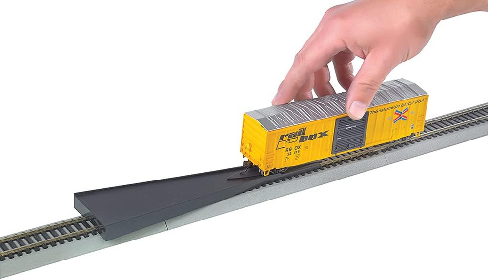 Trains E-Z RAILER - HO Scale