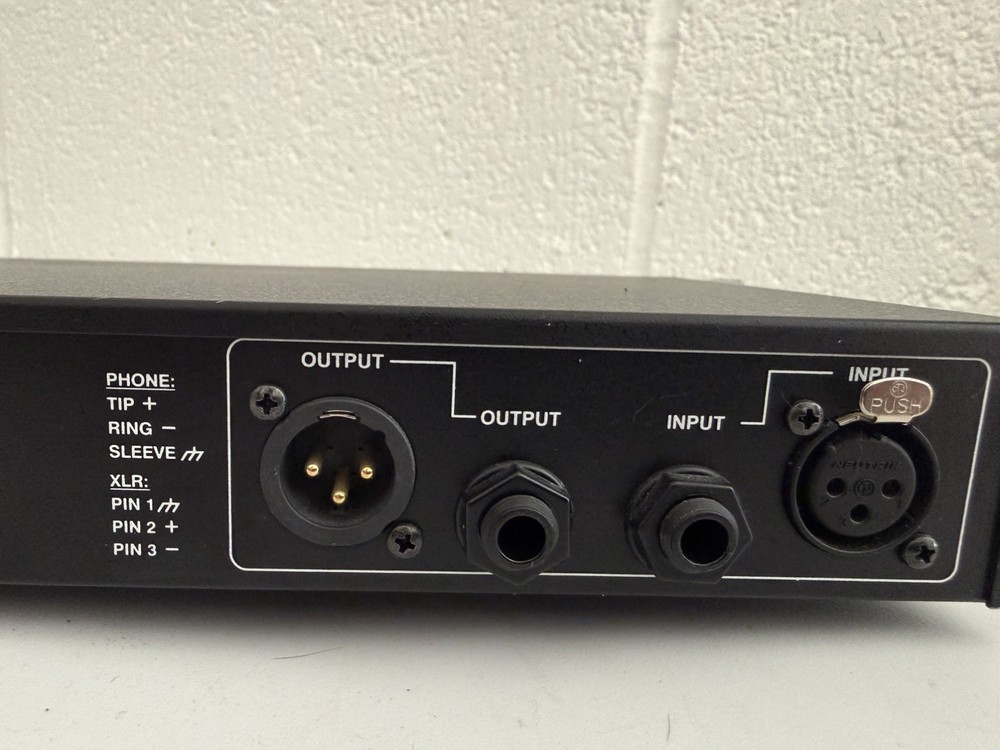 DBX 131s Single Channel 31-Band Graphic Equalizer