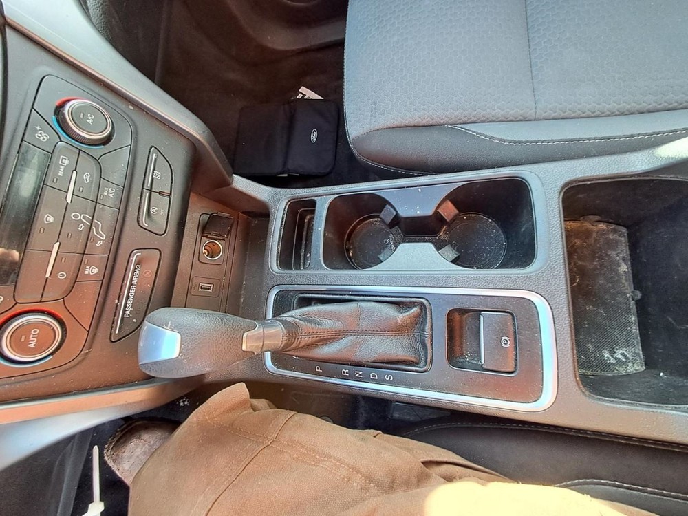 Shifter ESCAPE    2017 Transmission Shift 1549401