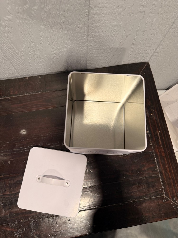 Lint Bin for Laundry Room