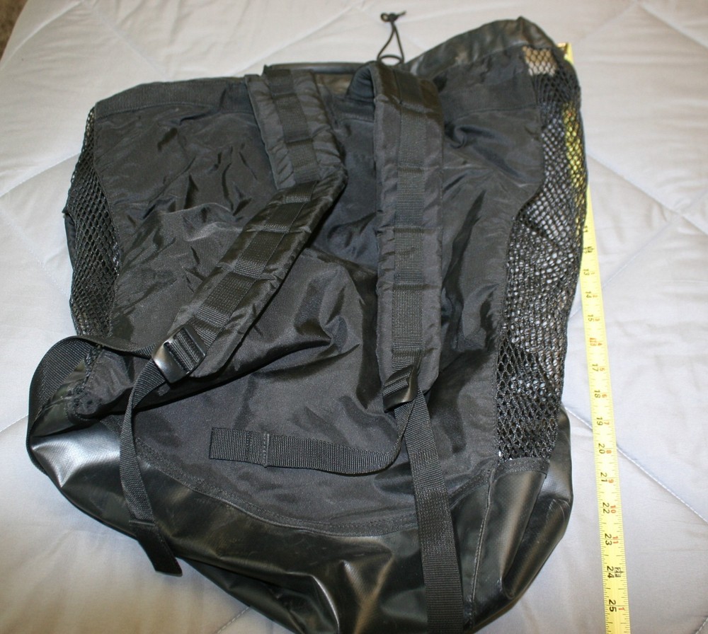 Deep Outdoors large back pack travel bag scuba mesh boat backpack scuba