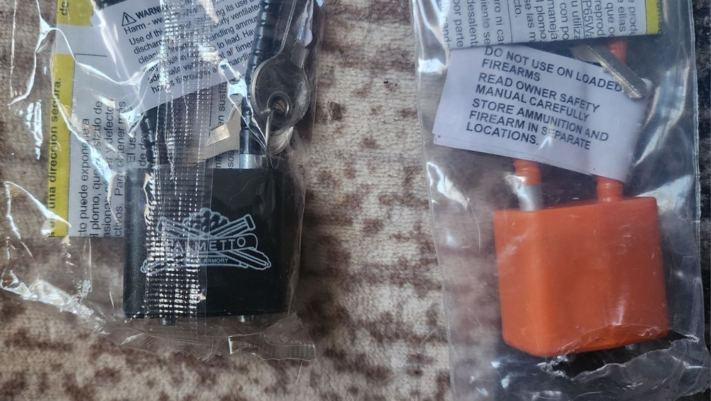 4 Firearm Chamber Locks