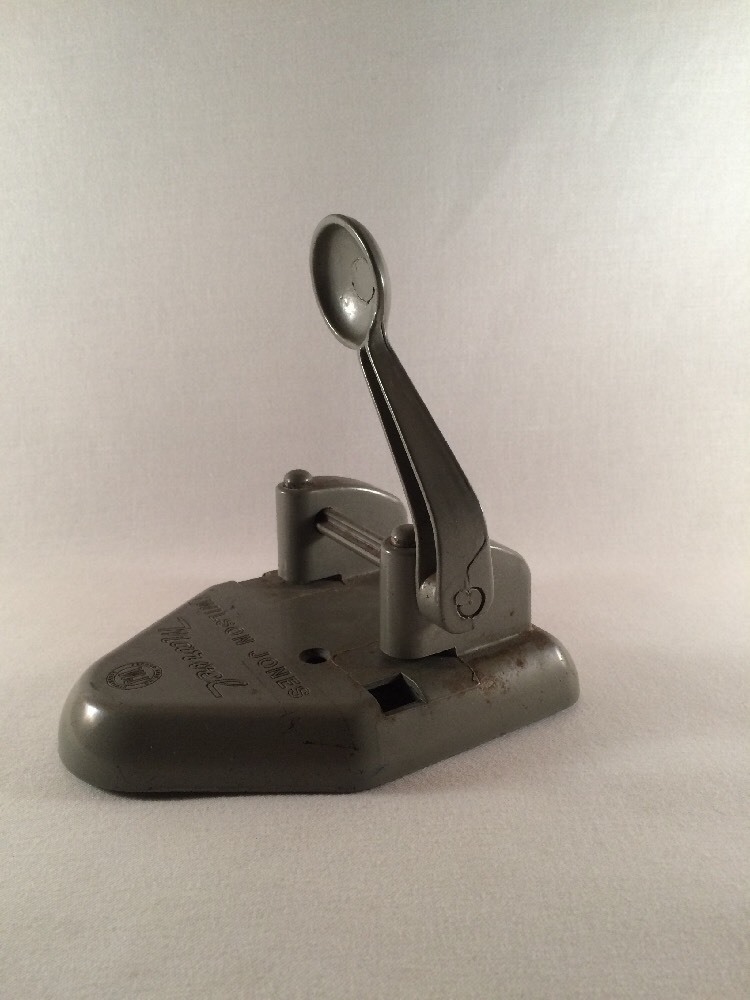 WILSON JONES MARVEL 2 HOLE PUNCH