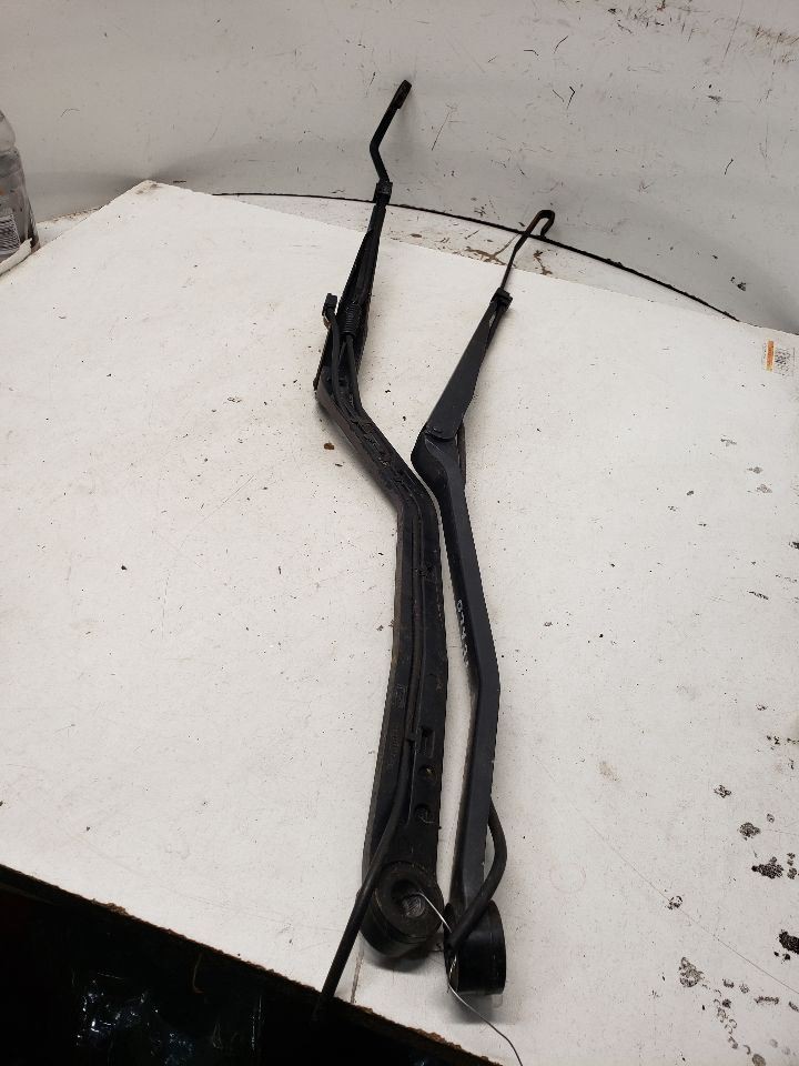 2003 RENDEZVOU Wiper Arm OEM