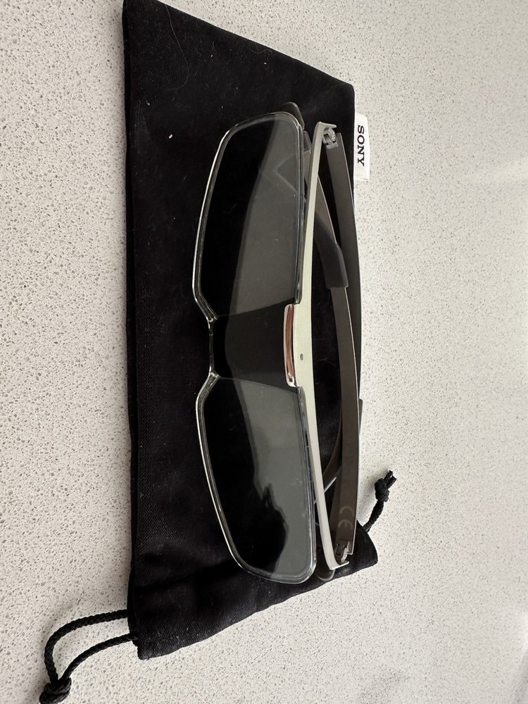 Sony TDG-BR750 Active 3D Glasses (2)