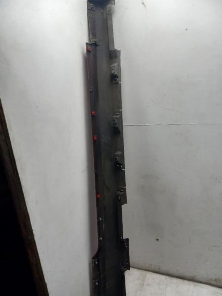 06-13 LEXUS IS350 DRIVER SIDE RED ROCKER PANEL