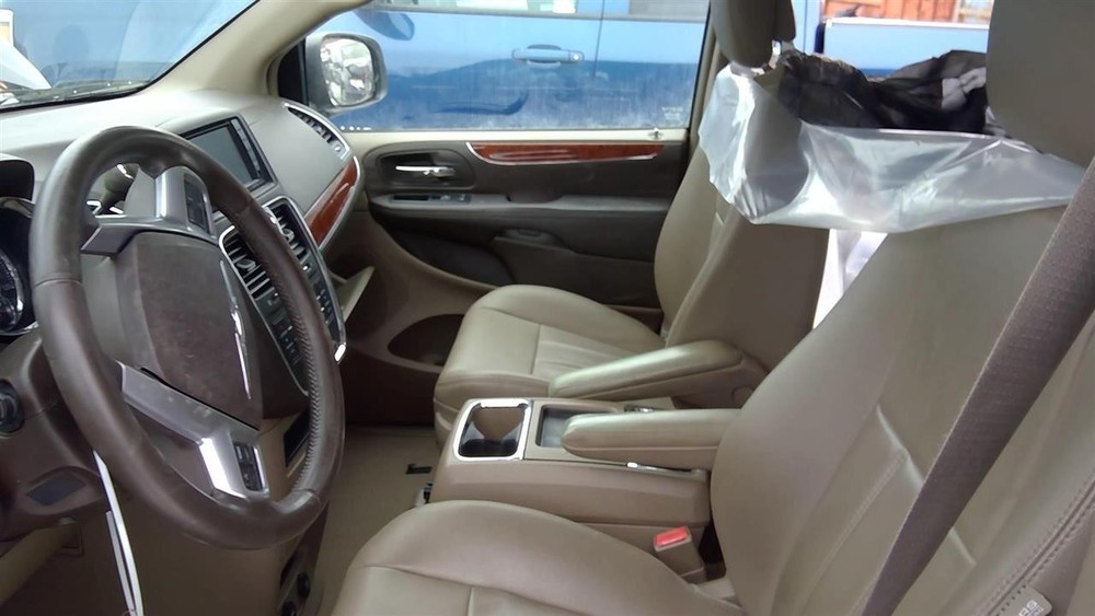 Used A/C Selector Switch fits: 2013 Chrysler Town & country AC front dash mounte
