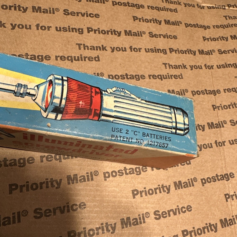 ILLUMINATED SCREWDRIVER VINTAGE No 1301- Untested