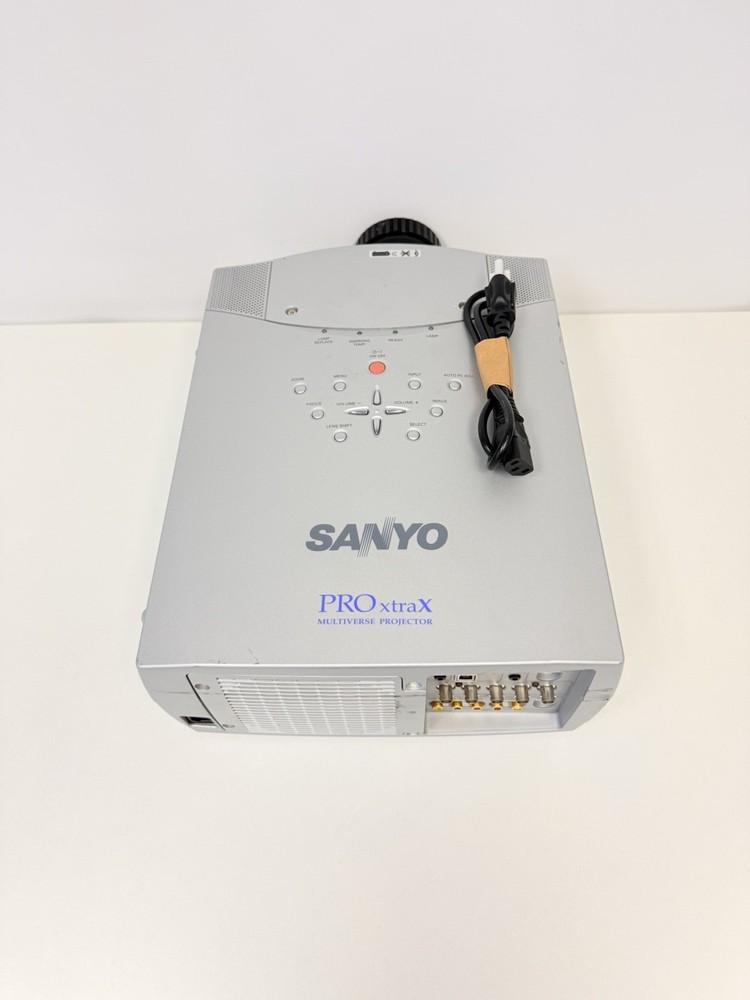 Sanyo Projector Pro XtraX Multiverse Model # PLC-XP46L W/ Lens Tested