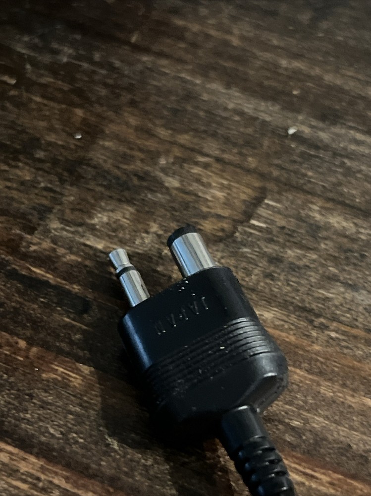 Vintage Realistic Dynamic MIC MD-317L 200 JAPAN￼