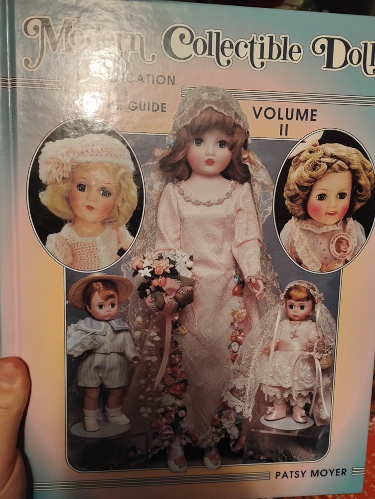 Modern Collectible Dolls Patsy Moyer Volume 2 Hardcover Vtg