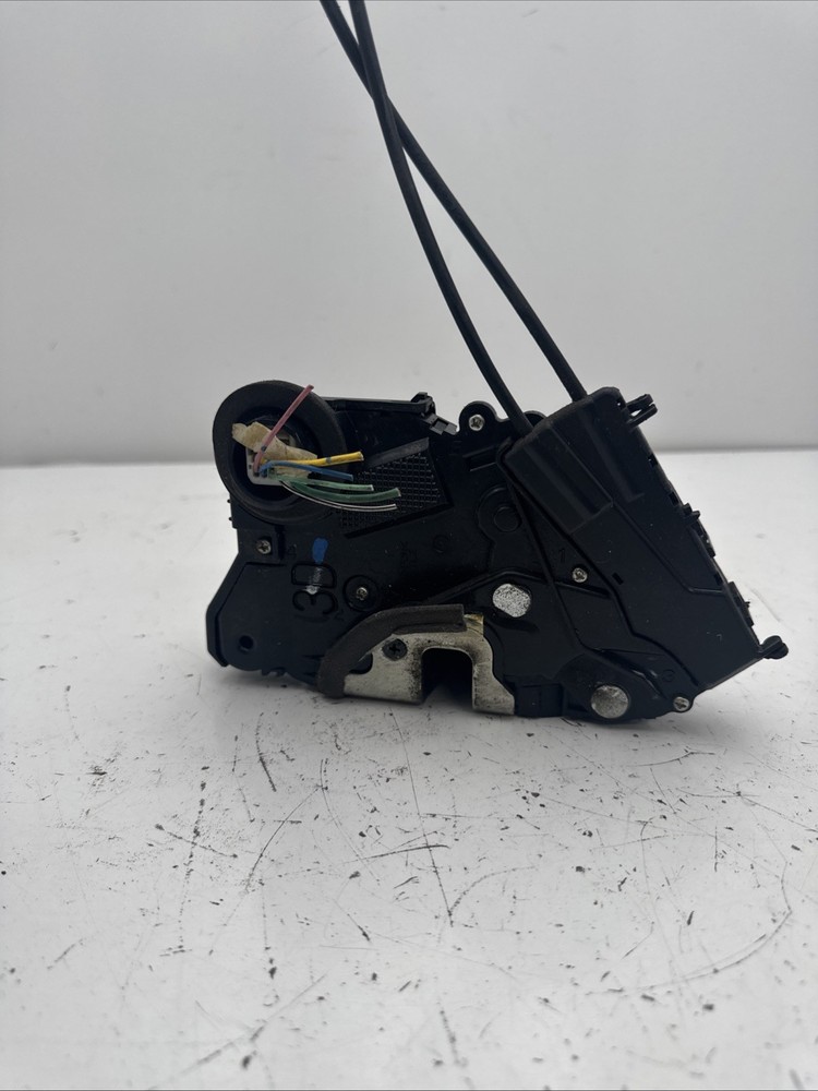 2007 TOYOTA PRIUS DRIVER SIDE FRONT Left DOOR LOCK ACTUATOR ASSEMBLY W/HANDLE