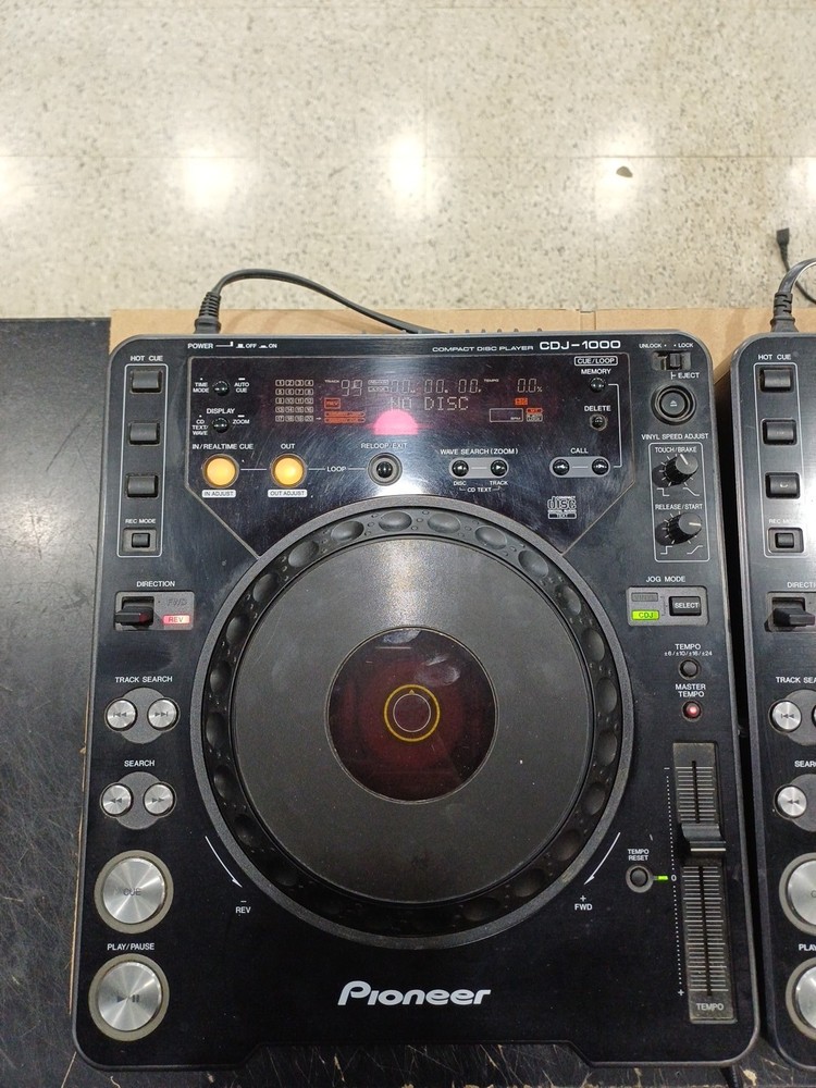 Pioneer CDJ-1000 Pair Tested & Working