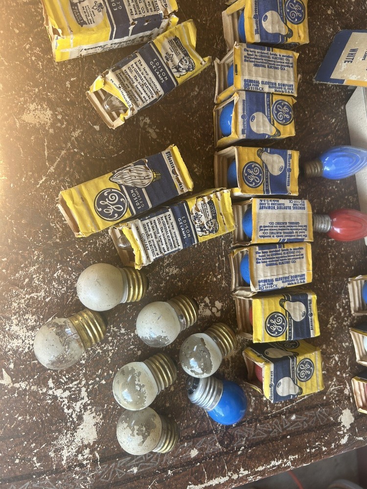 Lot Vintage Christmas Light Bulbs Mixed GE.